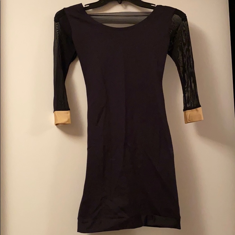 Quontum black and gold dress